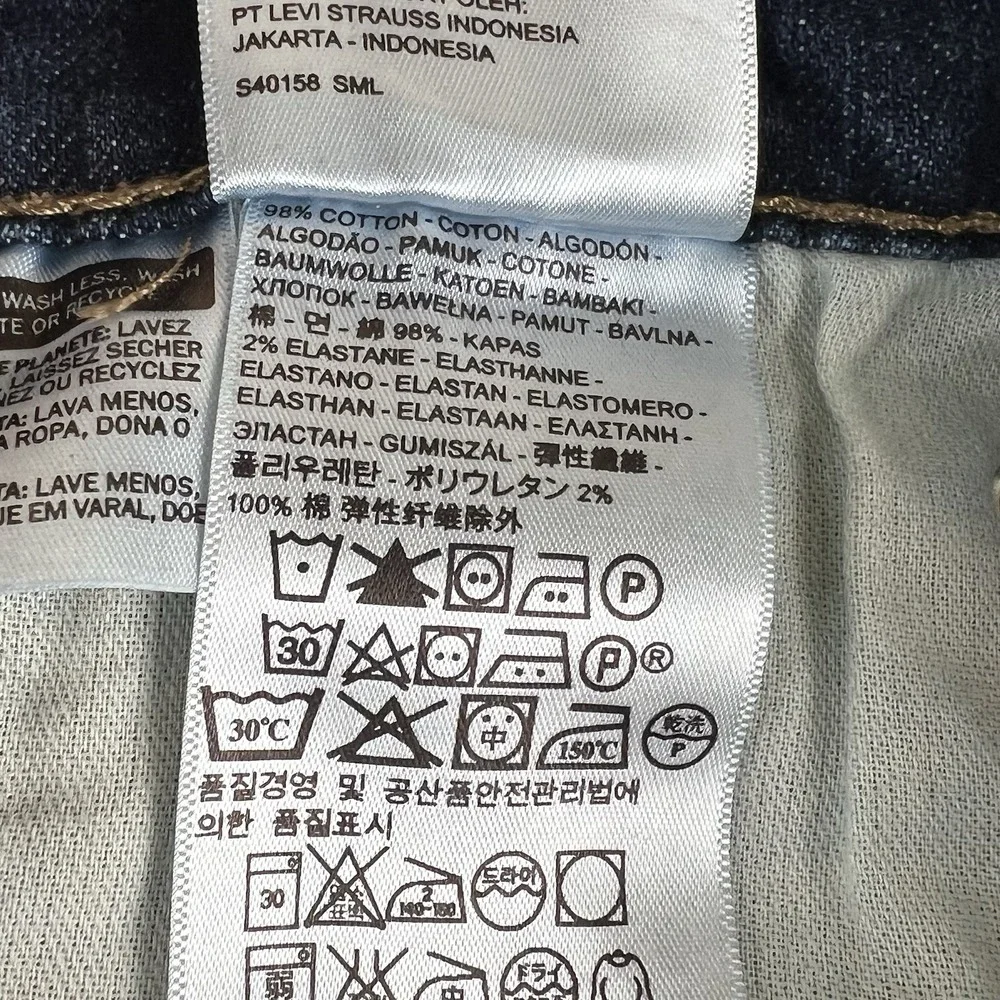 Levis 505 Mens Regular Fit Denim Shorts Medium Wash Blue W42 10